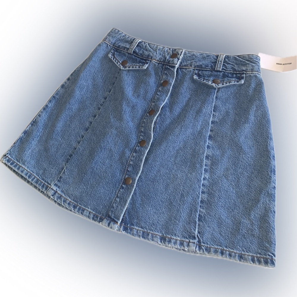 BDG Urban Outfitters Blue Denim A Line Mini Skirt Snap Button Front Pockets M - Picture 2 of 8